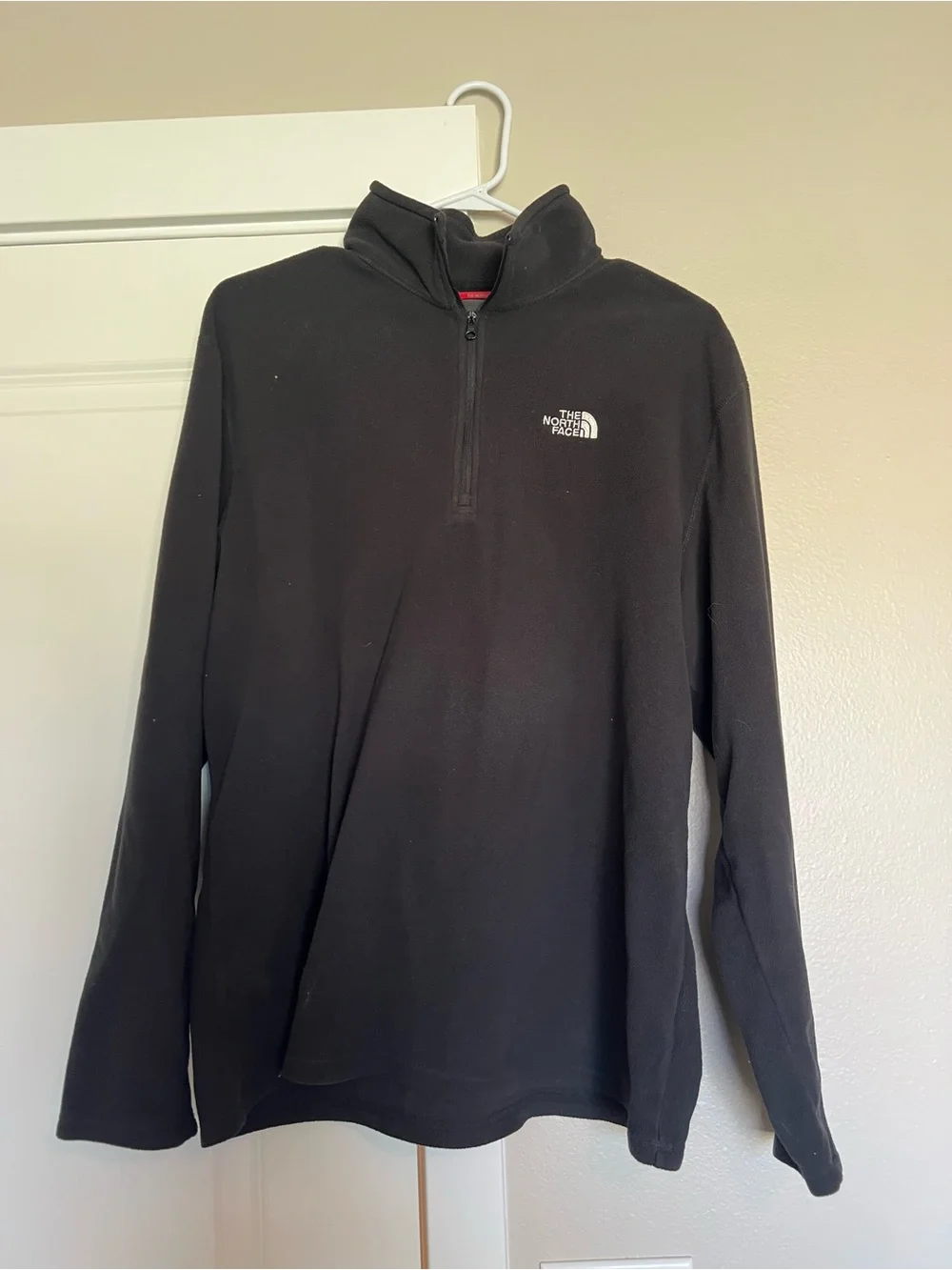 North Face Black Fleece Jacket quarter zip. Light weight fleece